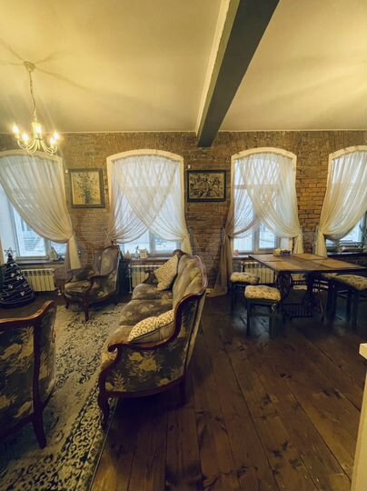 2-к. квартира, 50 м², 1/2 эт.