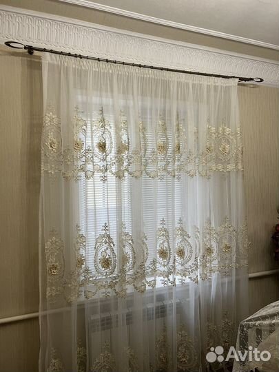 Шторы с корнизом