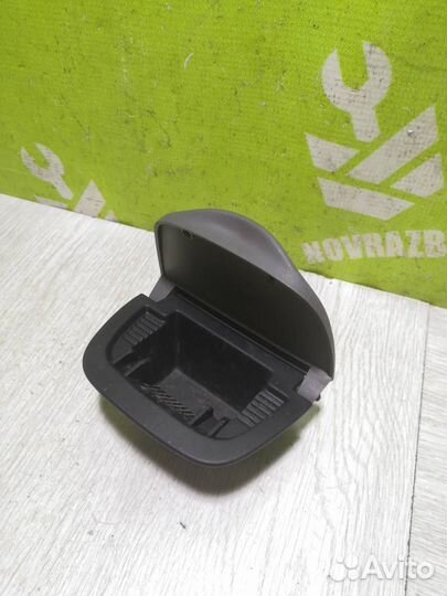 Пепельница передняя Пежо 206