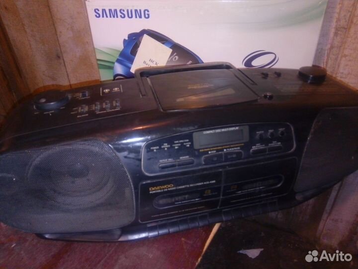 Двухкассетный магнитофон daewoo с Сд и радио