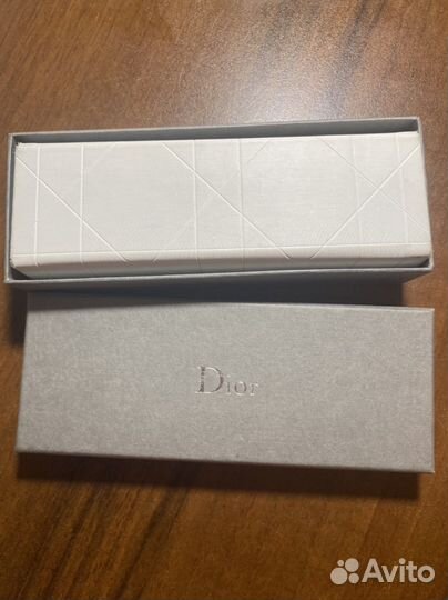 Солнцезащитные очки Dior