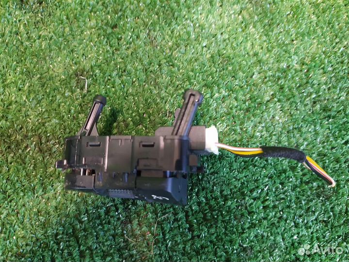 Переключатель круиз-контроля Opel Astra J 2010