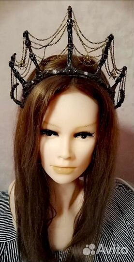 Корона-ободок на Хеллоуин