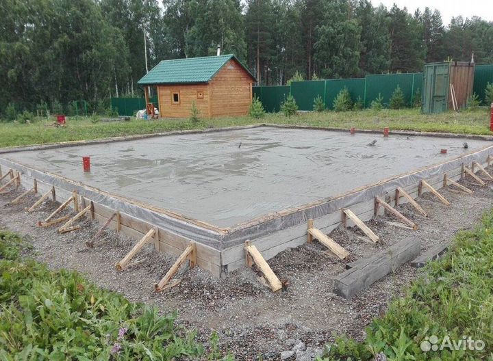 Заливка фундамента / Фундамент