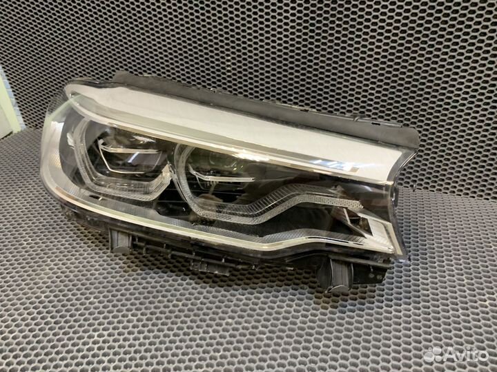 Фара правая передняя BMW G30 Adaptive LED дорест