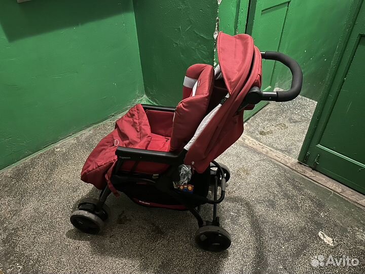 Прогулочная коляска peg perego