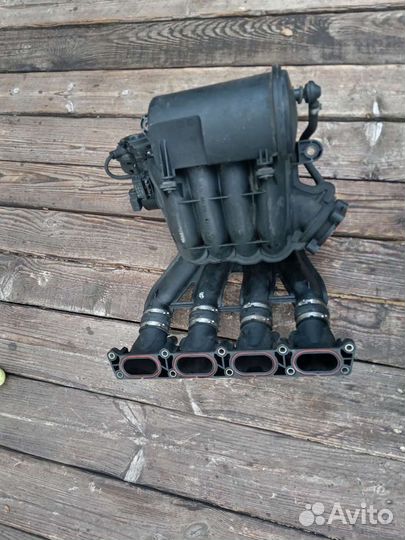 Впускной коллектор ALT 2.0 Ауди А4 8Е Audi A4 8E