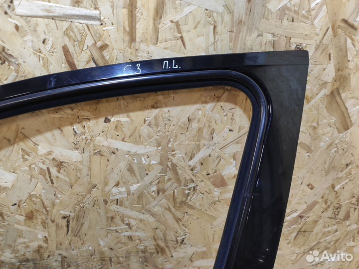 Дверь пердняя левая Citroen C3