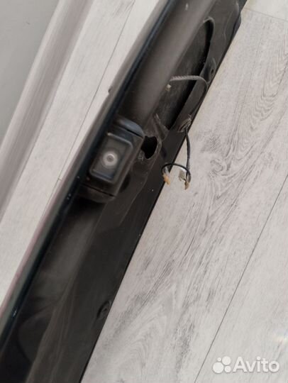 Задний спойлер на Land Rover Range Rover