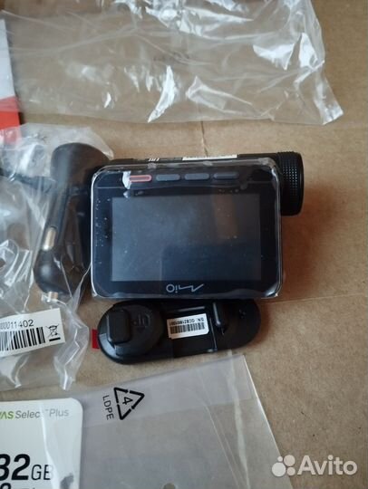 Видеорегистратор Mio MiVue 826