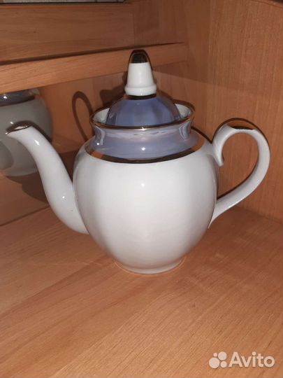 Новые Чайник, молочники Дулево