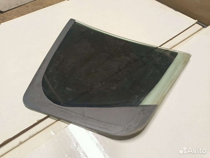 Форточка задняя левая Chevrolet Cruze