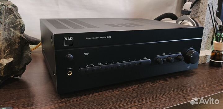 Усилитель NAD 372