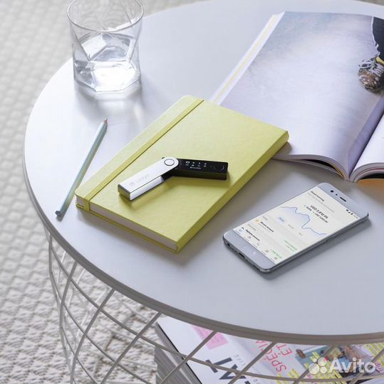 Аппаратный кошелек Ledger Nano X. Оригинал