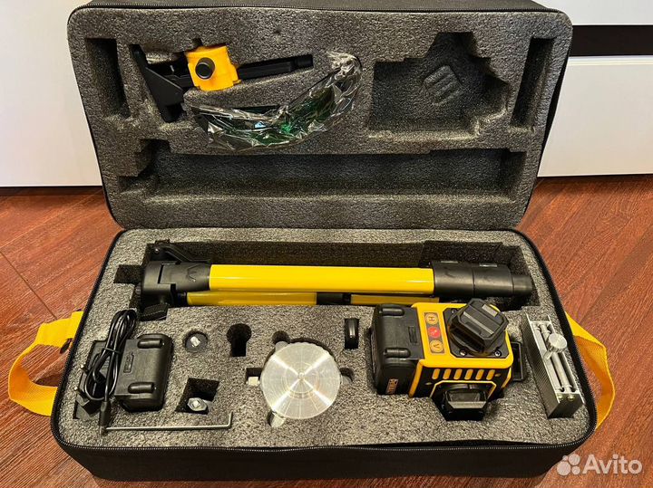 Лазерный уровень dewalt 4D 360 6000Mah +штатив