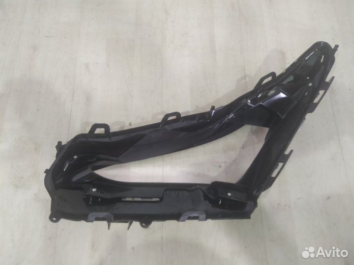 Стекло фары правый Lexus Nx Z10