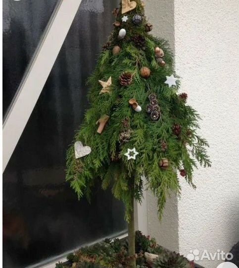 Елочка на высокой ножке