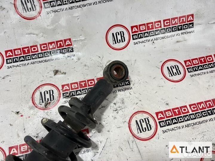 Стойка задняя левая toyota vista