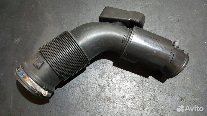 Воздуховод впускной Porsche Cayenne 958 3.0 hybrid