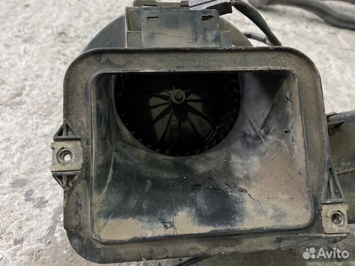 Моторчик печки Volkswagen Passat B4