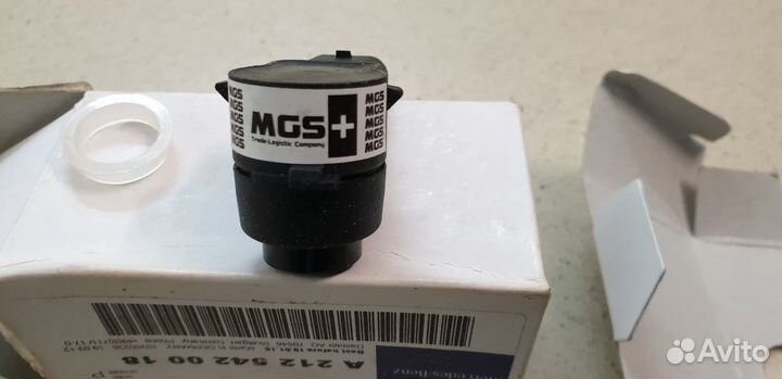 Датчик парковки на авто мерседес