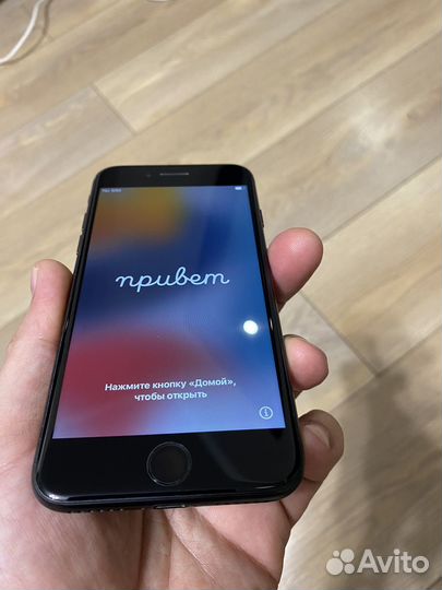 iPhone 7, 32 ГБ