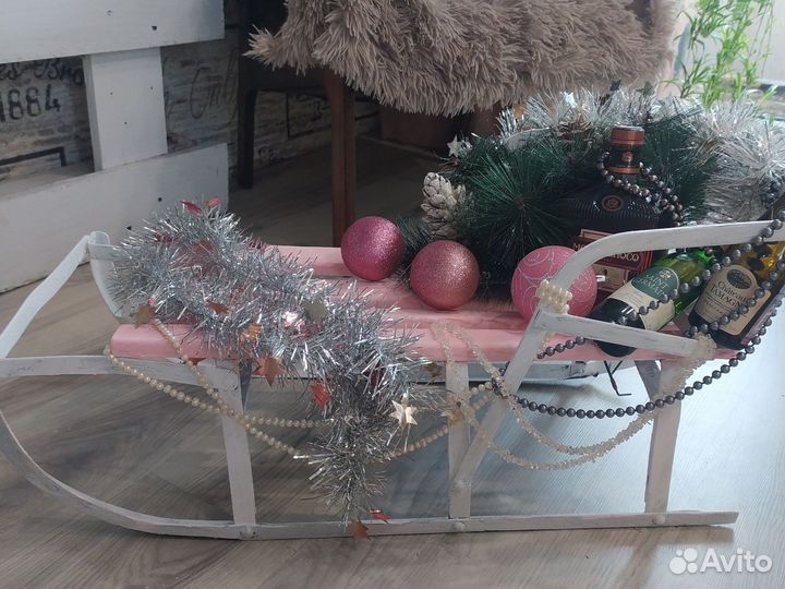 Новогодние сани для декора