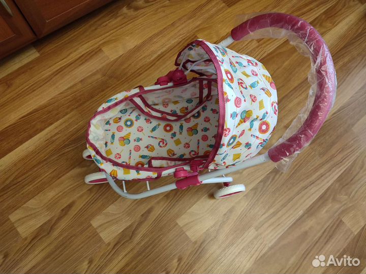 Кукольная коляска