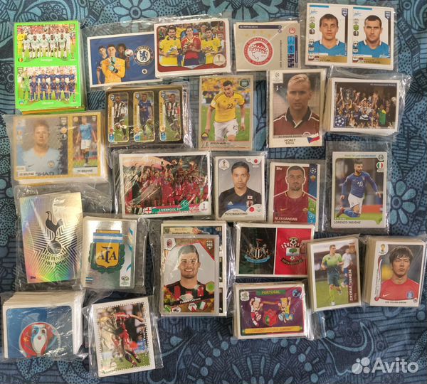 Ассорти наклеек по футбольным коллекциям