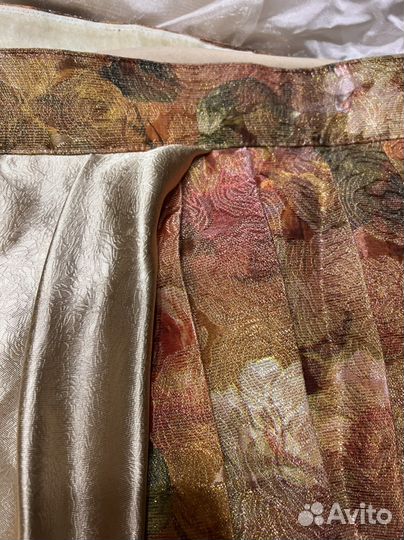 Шторы с ламбрекеном и накидкой на кровать