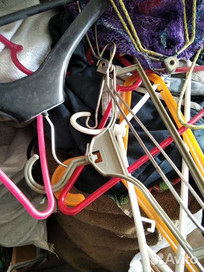 Вешалки плечики