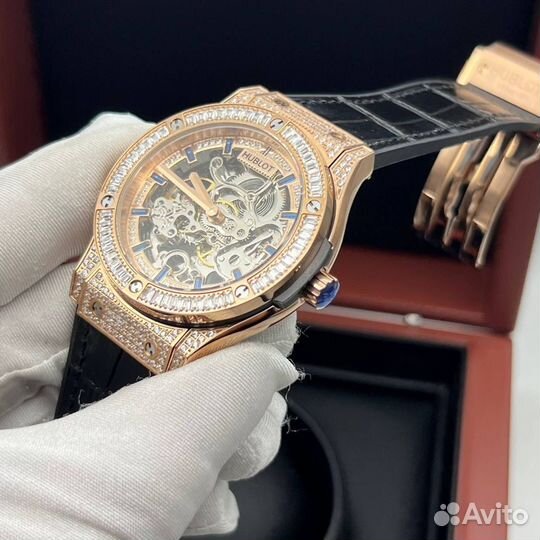 Часы унисекс Hublot Classic Fusion 42 Diamond