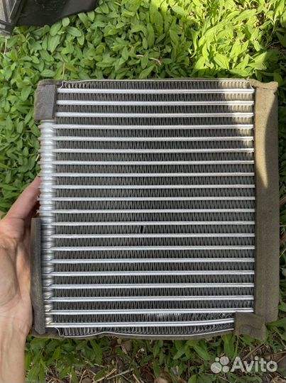 Радиатор кондиционера салона
