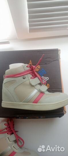 Ботинки демисезонные для девочки 33