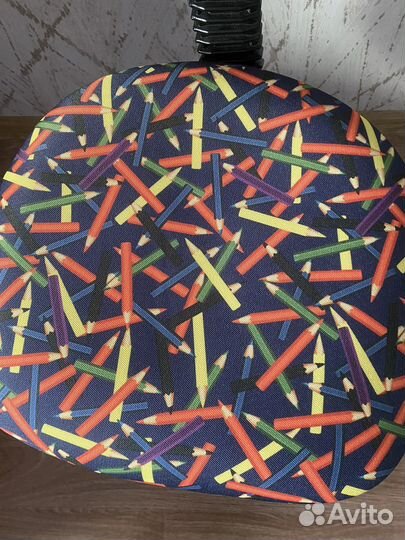 Офисное кресло