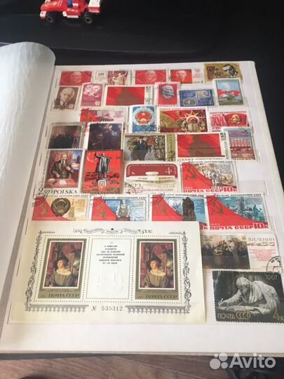 Альбом с марками 1000 шт