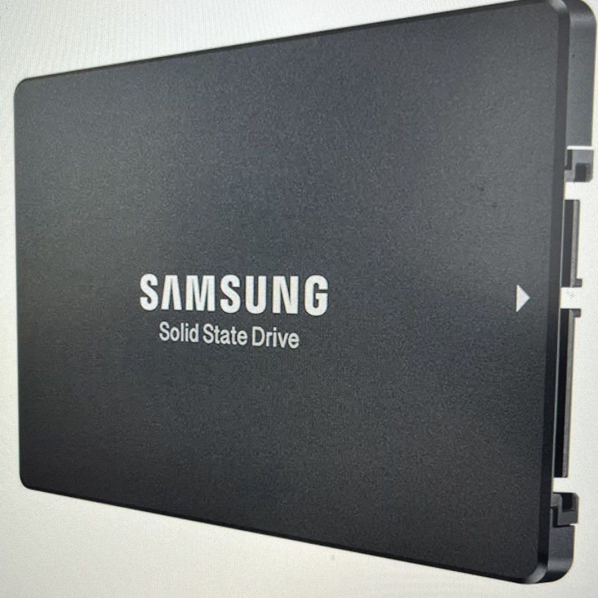 [MZ-7LH240NE] 240gb Ssd Cisco/Micron Mz-7lh240ne