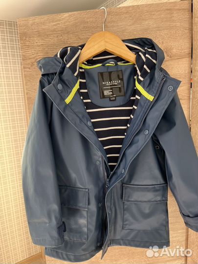 Непромокаемая куртка 110