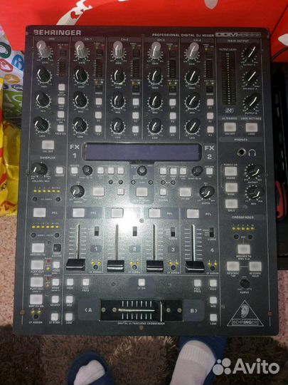 Микшерный пульт beringer ddm 4000