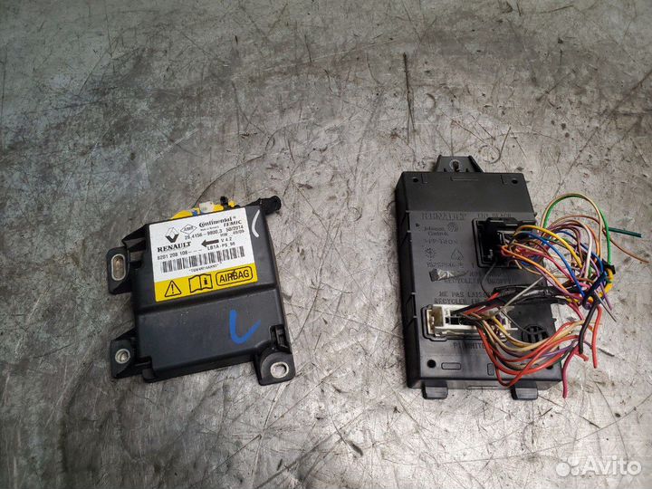 Nissan Almera G15 Блок электронный