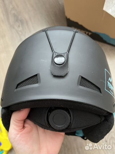 Горнолыжный шлем новый