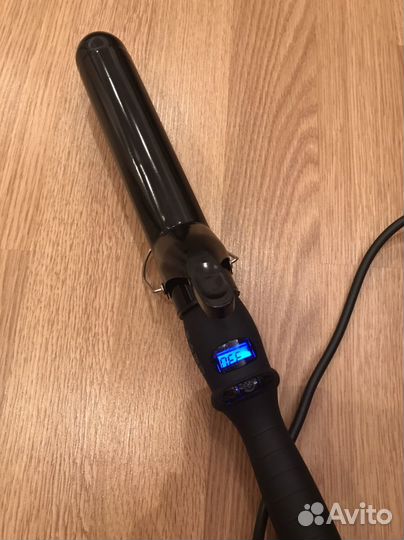 Щипцы для завивки волос новые