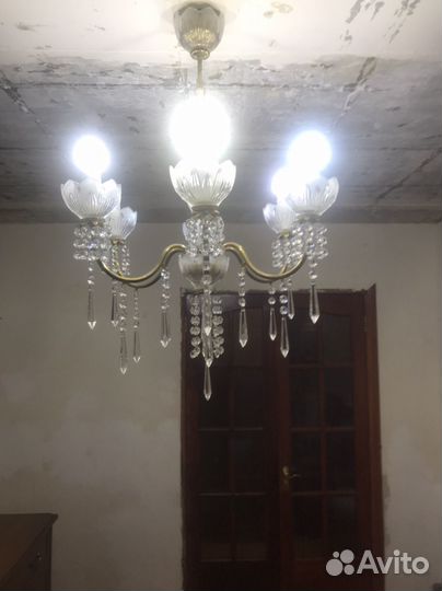 Люстра хрустальная.Сделана в СССР