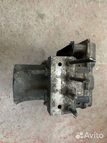 Блок ABS Mercedes Vito W639