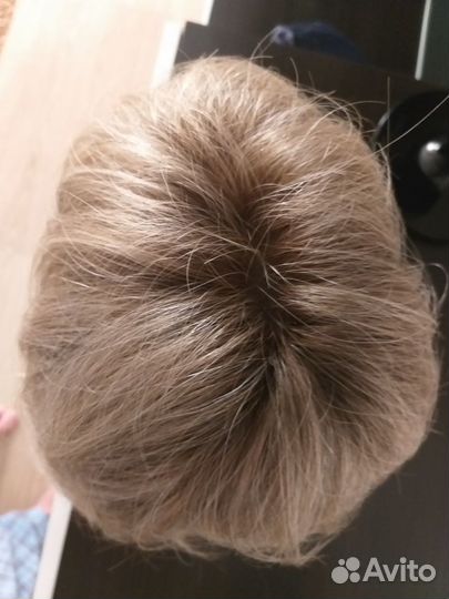 Парик женский из модакрилового волокна