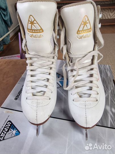 Коньки профессиональные Jackson