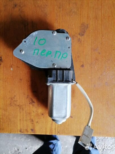 Мотор стеклоподъемника