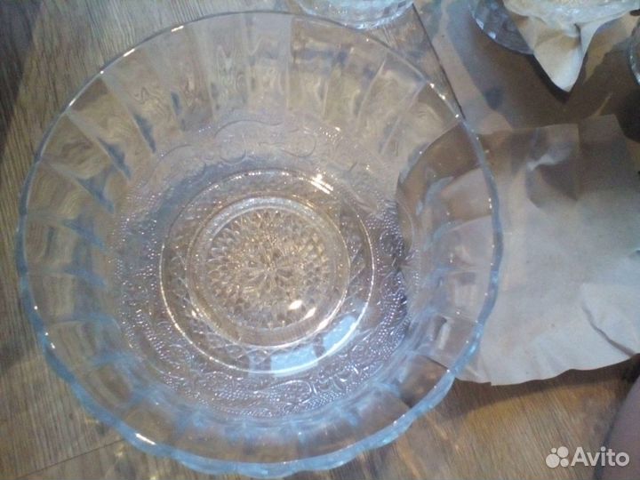 Набор салатников новый