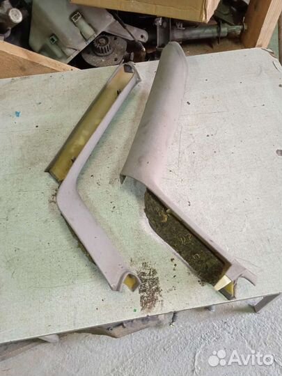 Обшивка задней стойки L/R audi a8 d2 ауди а8 д2