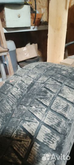 Bridgestone Blizzak RFT 225/50 R17